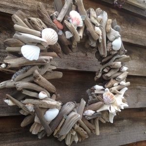 Beach Driftwood Wreath